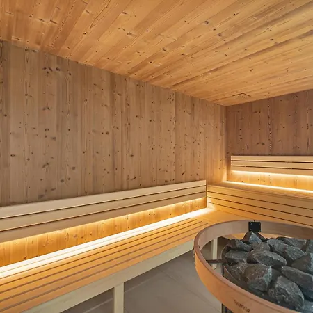 Luxe Avec Piscine, Sauna, Et Acces Facile Pistes - Fr-1-568-27 Chalet Courchevel